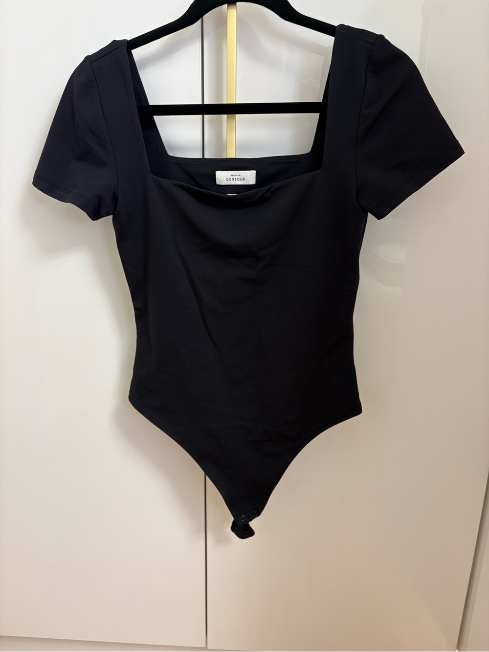 Artizia Babaton Contur Black Square Neck Short Sleeve Bodysuit